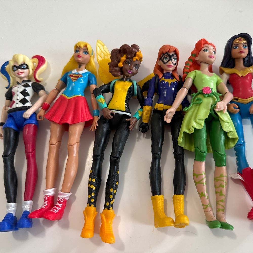 Dc super hero girls action figures